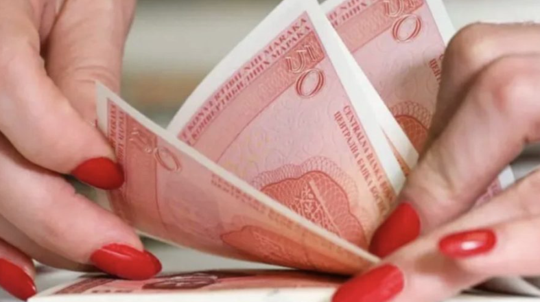 LIJEPE VIJESTI ZA KORISNIKE: Ministarstvo finansija objavilo kada počinje isplata invalidnina