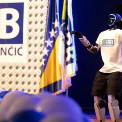 SBB iznenadio na centralnom skupu: Na pozornicu stigao humanoidni robot