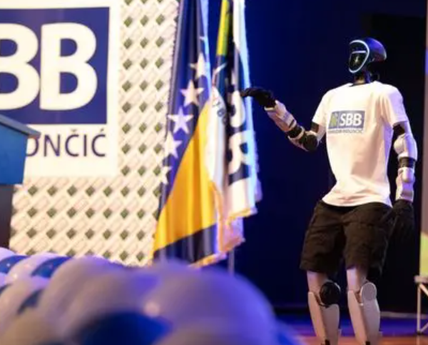 SBB iznenadio na centralnom skupu: Na pozornicu stigao humanoidni robot