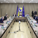 Budućim ministrima kašike će upasti u med: Narodu sve manje, a njima sve više – pogledajte kolike plate ih čekaju