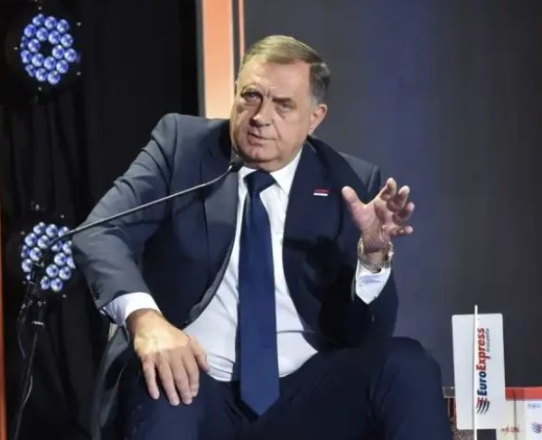 Dodik: Republika Srpska mora biti uz zvanično izabrane vlasti u Srbiji